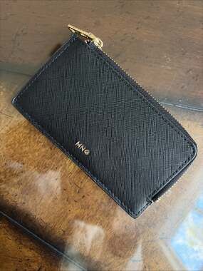 Mango MNG Wallet Black Patent Leather Trim Zip Gold Accents credit card